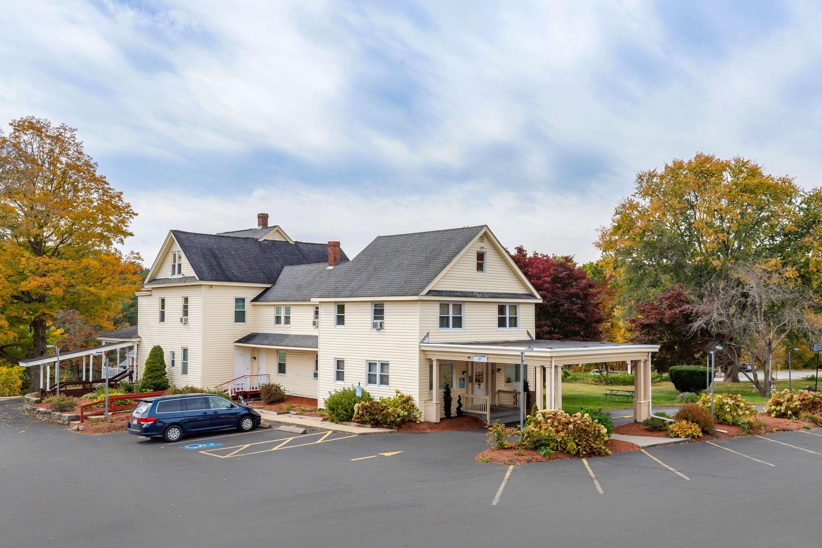 Econo Lodge Sturbridge Route 20 Buitenkant foto