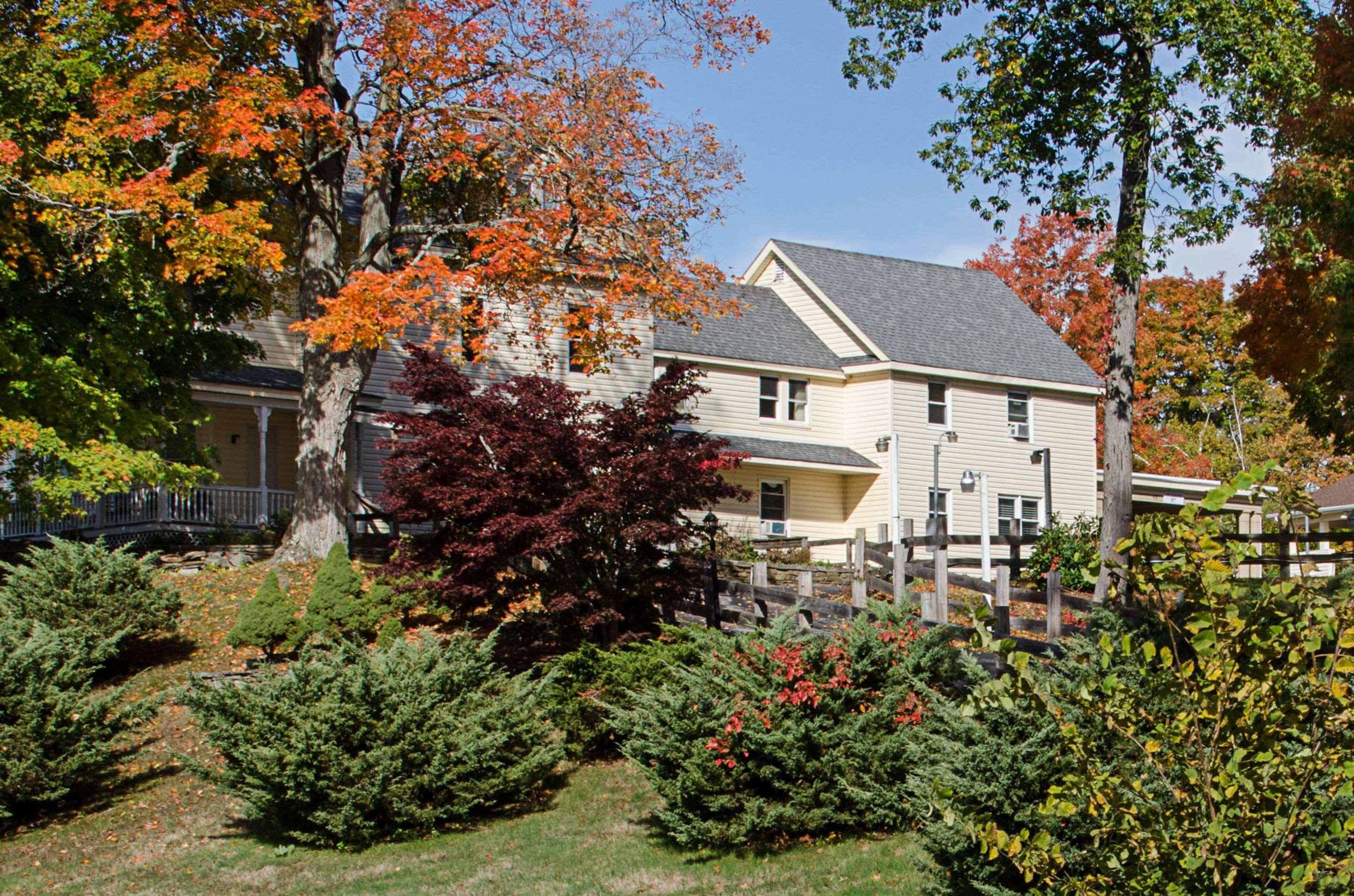 Econo Lodge Sturbridge Route 20 Buitenkant foto