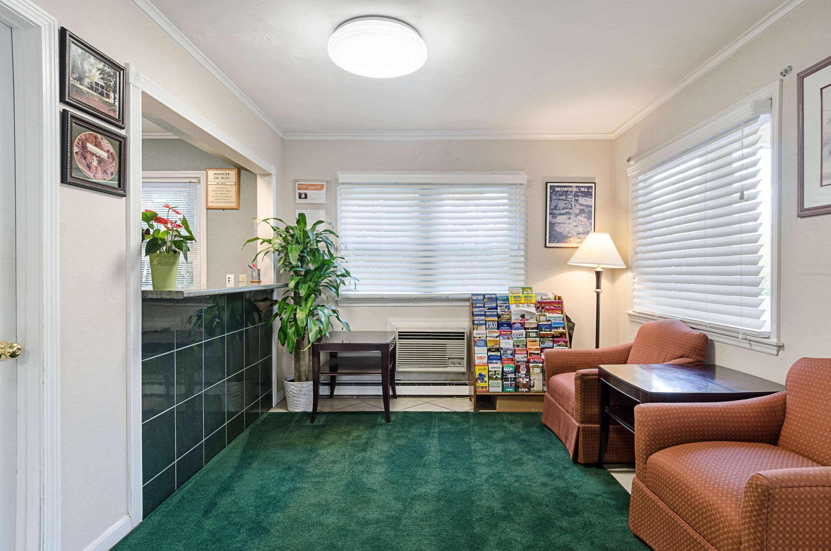 Econo Lodge Sturbridge Route 20 Buitenkant foto