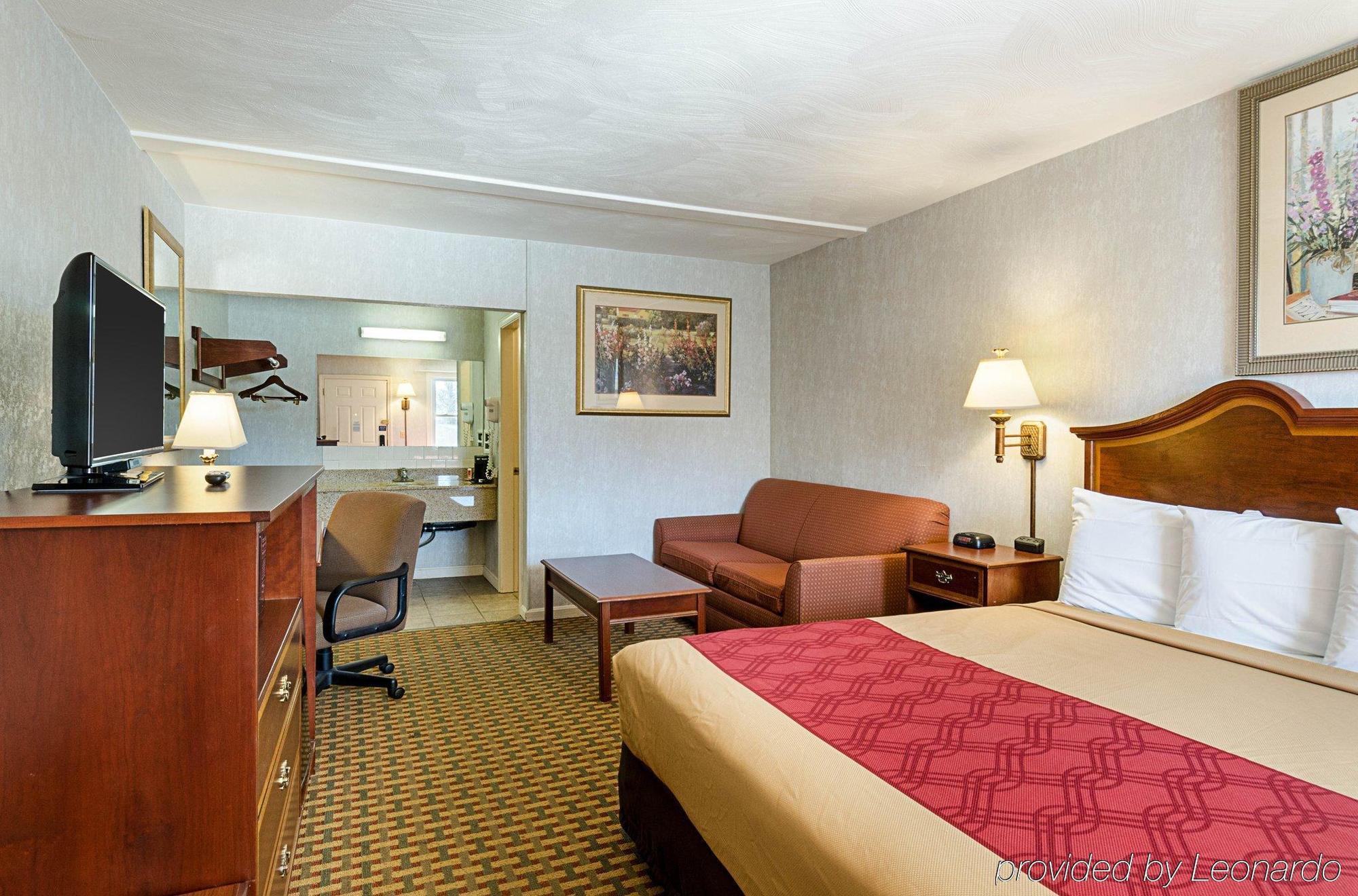 Econo Lodge Sturbridge Route 20 Buitenkant foto