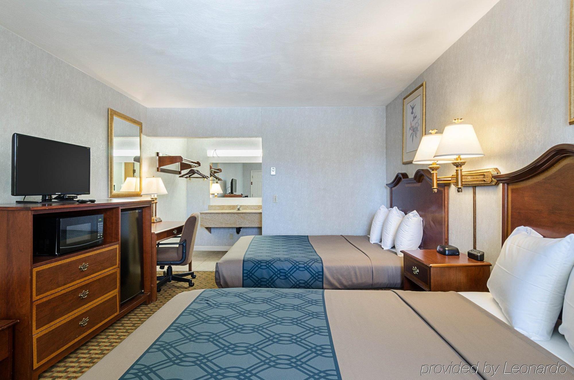 Econo Lodge Sturbridge Route 20 Buitenkant foto